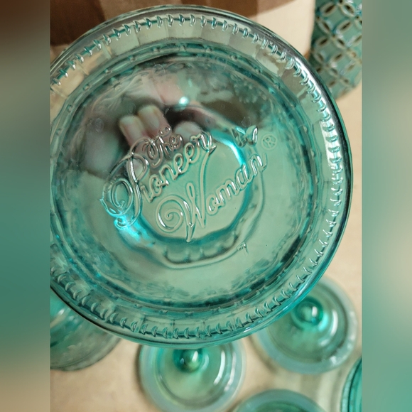 🛒🛍️💥Gently used Pioneer Woman glass teal blue 6 piece canister set - Picture 11 of 13